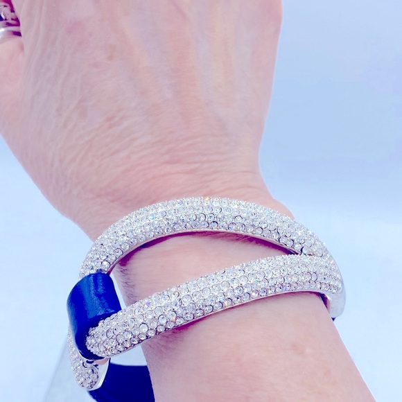 Joan Boyce Edgy Diva Pave Crystal Blue Leather Band Sparkling Bracelet Stunning - Picture 2 of 9